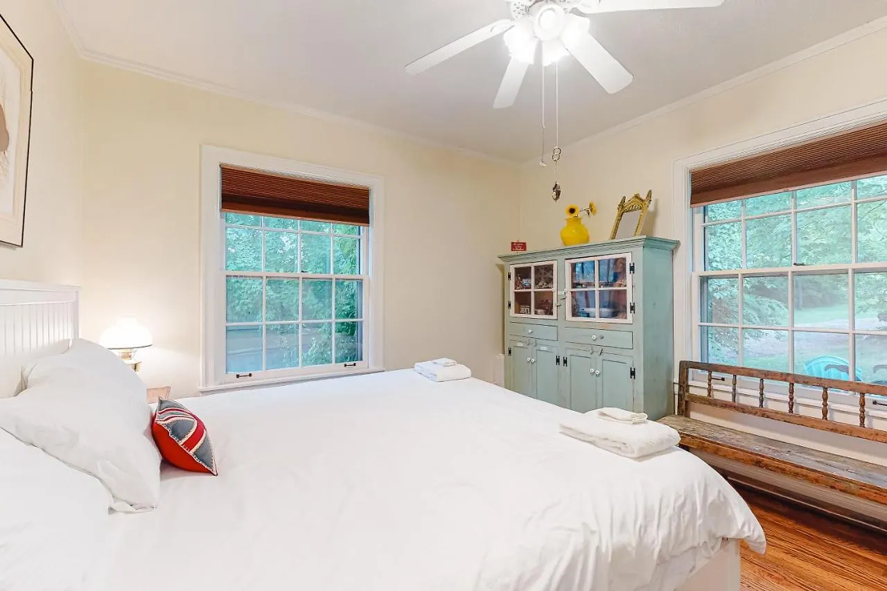 River Cottage On The Cumberland Nashville Holiday home